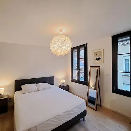 Antibes, Duplex Lumineux Reims