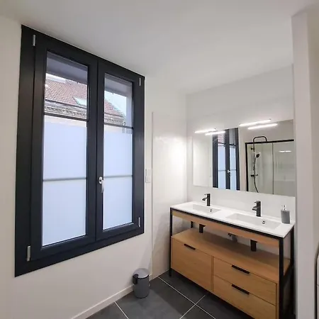 Antibes, Duplex Lumineux Reims