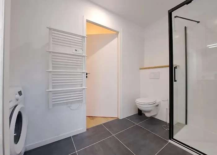 Antibes, Duplex Lumineux Reims